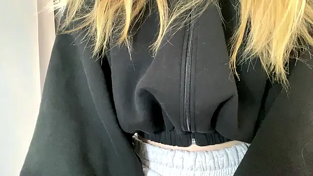  petaI online show from February 3, 9:03 am