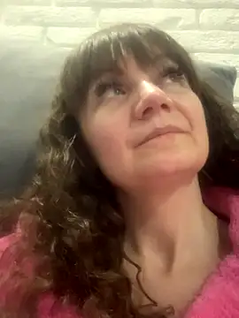 Butterfly8385 online show from December 15, 9:09 pm