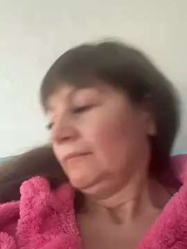 Butterfly8385 online show from March 6, 12:11 pm