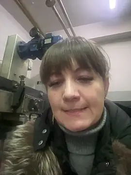 Butterfly8385 online show from December 4, 11:56 am