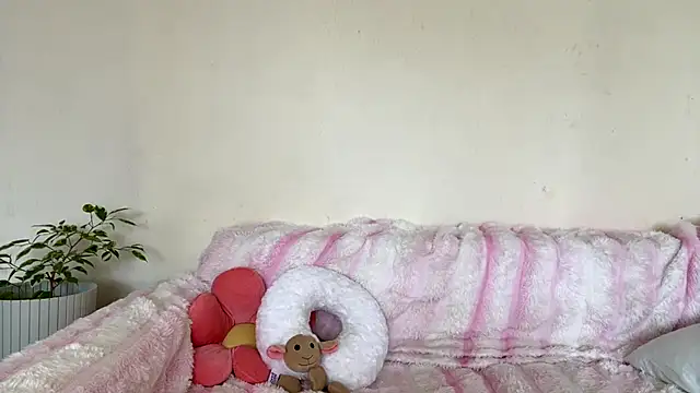 Kate mikki online show from June 23, 7:06 am