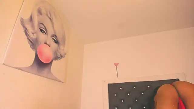 BiancaValentinna online show from December 16, 12:38 am