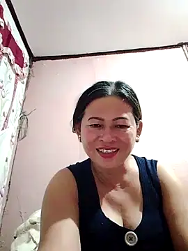Snapshot of merr_ann123 chatting on October 19, 9:33 am merr ann123 online show from October 19, 9:33 am