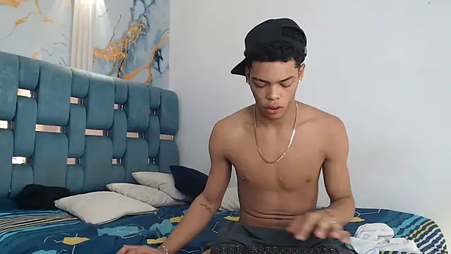 EMPIRE BOYS1 online show from February 23, 11:15 pm