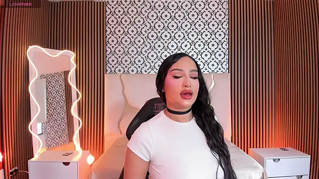 BEELLA TAY1 online show from April 19, 11:32 am