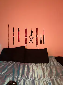 MiniMonroe online show from November 15, 11:22 am