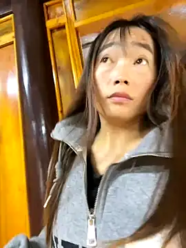 Maymay   online show from November 25, 7:10 am