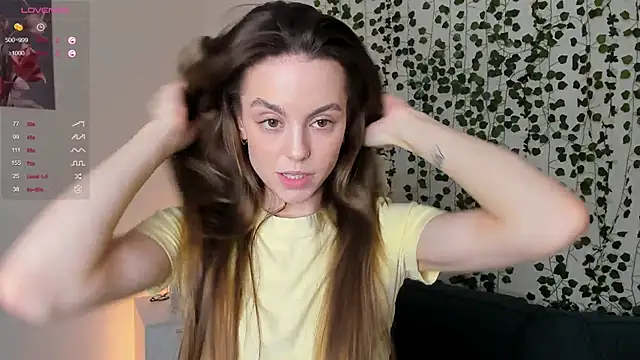 sweet and flirt online show from November 18, 6:58 am