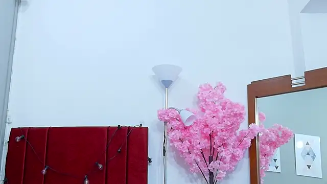 chubbykinkyygirl online show from December 22, 12:41 pm