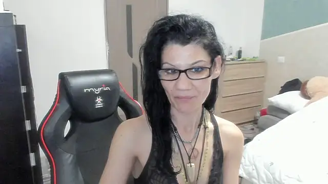 SweetSin40 online show from March 24, 10:15 pm