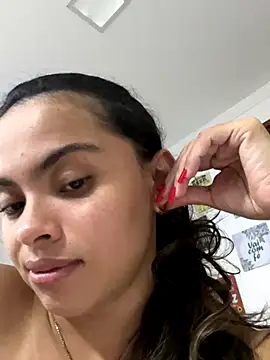 safadinhaquenteW online show from October 30, 4:37 am