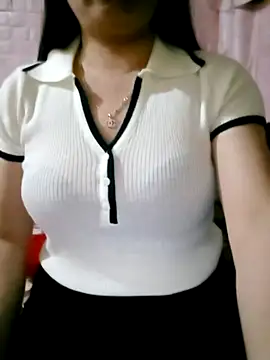 SansanCii online show from February 13, 11:23 am