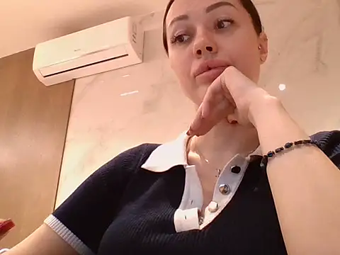 Yanorell online show from February 26, 9:30 am