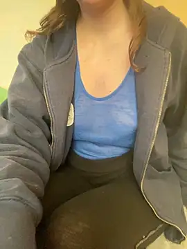 KittieCreme online show from April 27, 1:19 pm