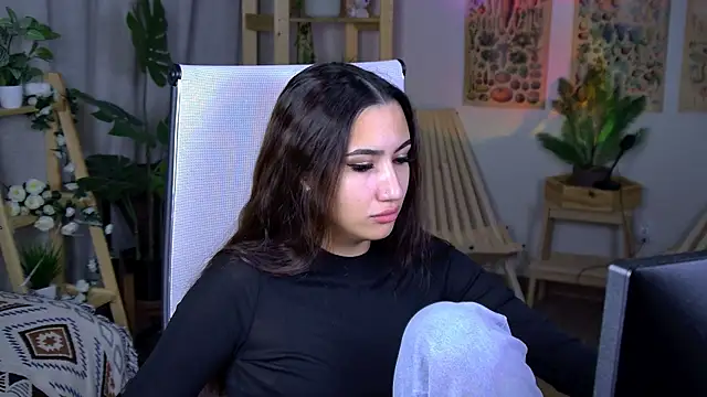 RebeckaThornton online show from December 5, 9:54 am