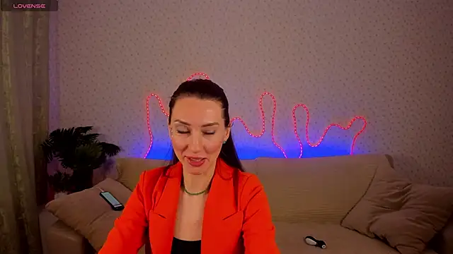 Lilith Sora online show from January 9, 7:02 am