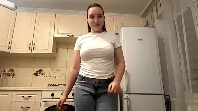 DaisyMolly online show from November 15, 9:38 pm