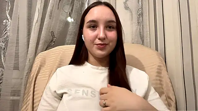 DaisyMolly online show from November 9, 9:44 pm