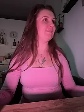 Amy  Leee  online show from February 20, 3:02 pm