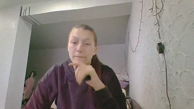 luna tt online show from February 5, 1:58 pm