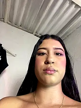 cristalxxx hott online show from October 23, 8:15 pm