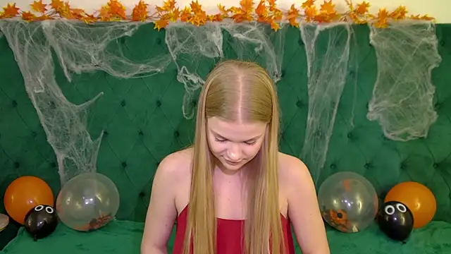 LilitRosen online show from October 27, 6:13 pm