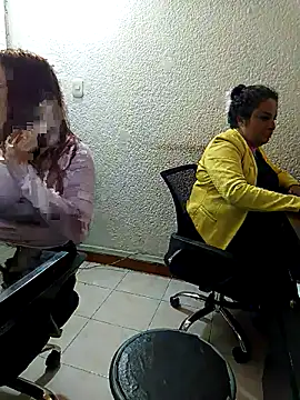 Snapshot of lesb_milf chatting on October 8, 10:25 pm lesb milf online show from October 8, 10:25 pm