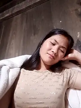 Lyssa-a online show from March 12, 6:27 am