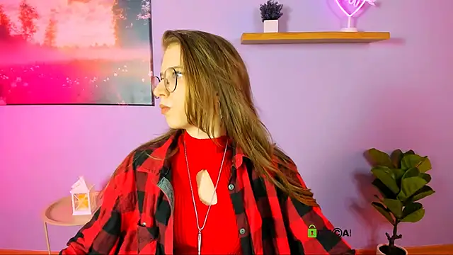 lulu fly  online show from October 28, 9:37 am