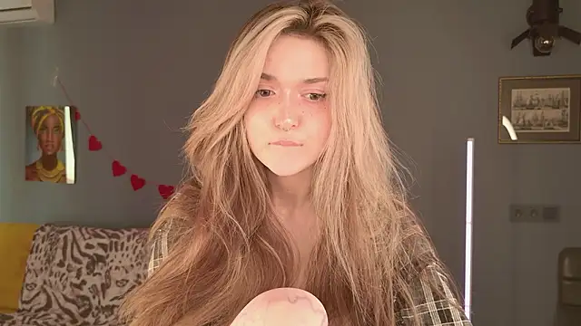 BellaSink online show from March 11, 5:44 am