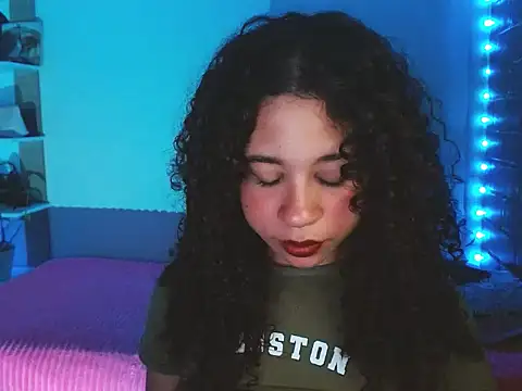 Medussa3033 online show from June 17, 2:57 am