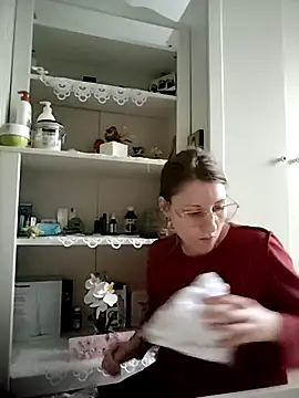 SandyCassie online show from February 5, 11:13 am