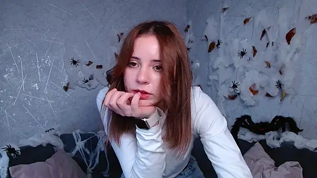 evaa here  online show from October 24, 7:26 am