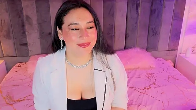 Elizabeth bennett 6 online show from January 10, 12:21 pm