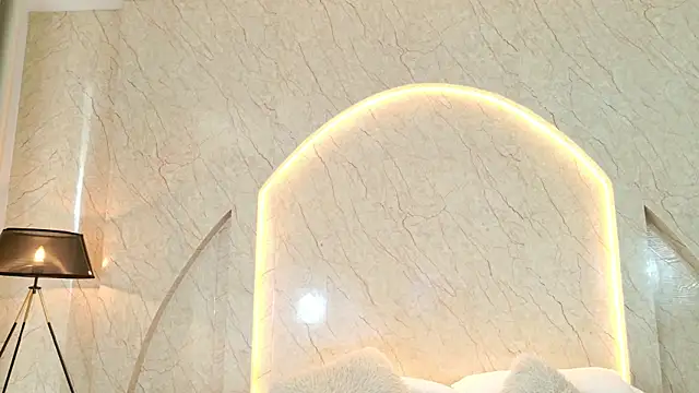 Antonella Russo1 online show from April 8, 1:13 pm