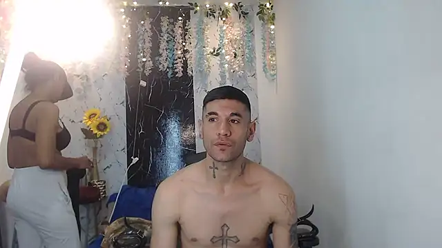 Stormandloganxxx online show from January 14, 2:55 pm