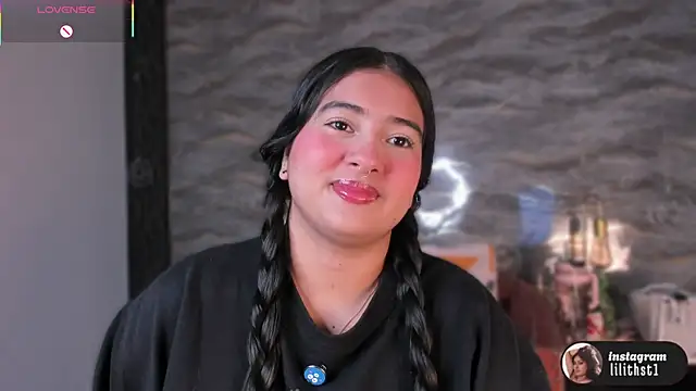 lilithst  online show from January 10, 7:29 pm