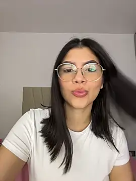 Julietalcl online show from April 5, 9:19 am