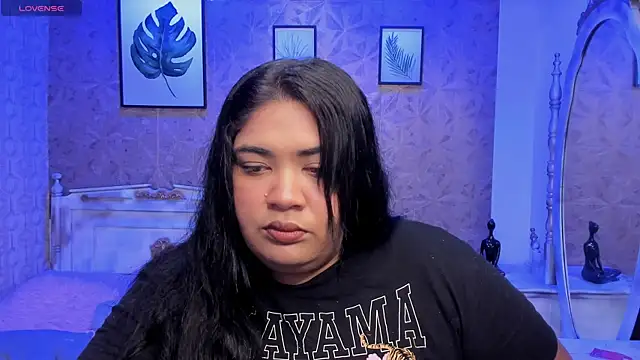 Sara clk online show from April 14, 9:04 pm