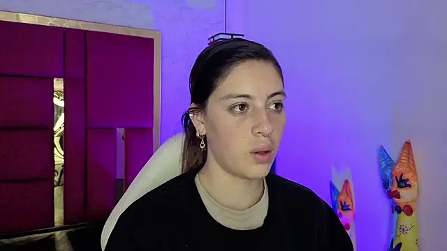 moon winy online show from February 23, 11:20 am