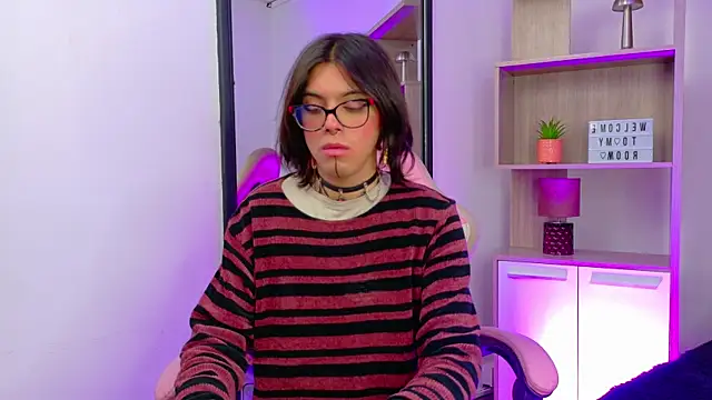 Lullaby Charade online show from January 5, 5:27 pm