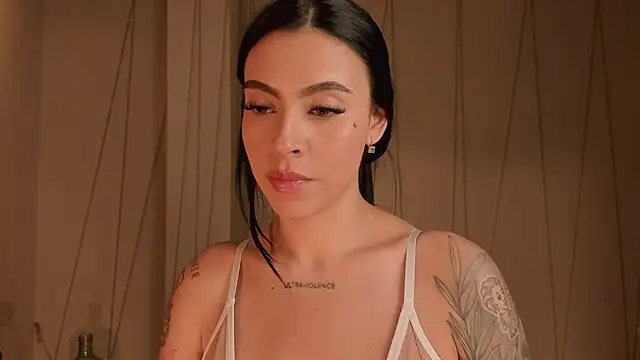 ChristineFord  online show from November 10, 6:36 pm