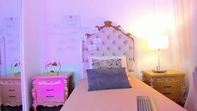 jessi lopez45 online show from March 20, 7:52 pm