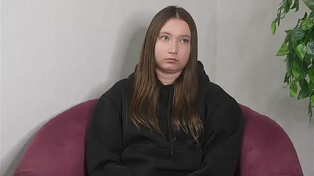 DorotheaScheyer online show from October 16, 10:29 am