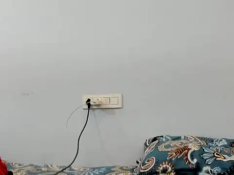 Riyasinghaniya003 online show from November 1, 1:37 pm