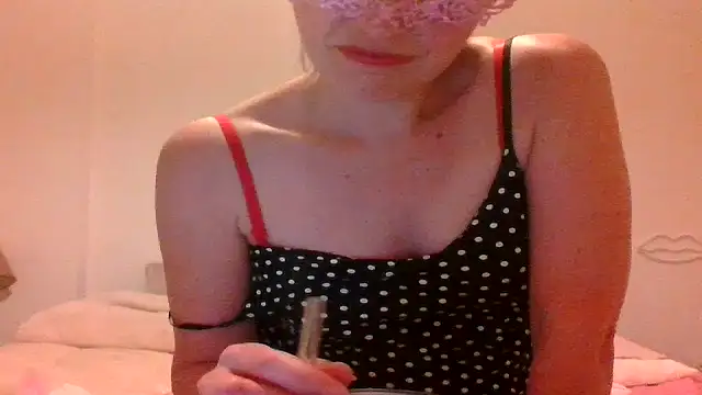 Ava sexy bitch online show from April 18, 8:20 pm