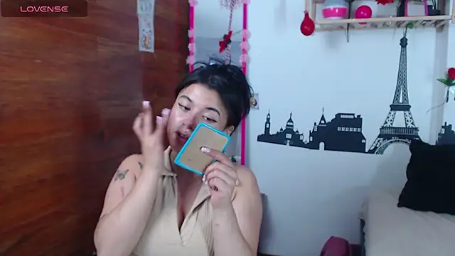 petite coral online show from March 11, 12:48 am