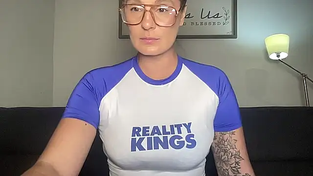 Mandyrheaa online show from October 31, 1:29 am