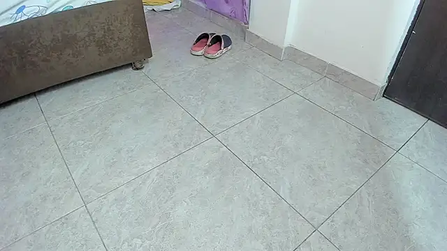 mia  blaze   online show from December 1, 2:59 am