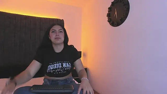 AuraSky  online show from October 28, 7:30 pm